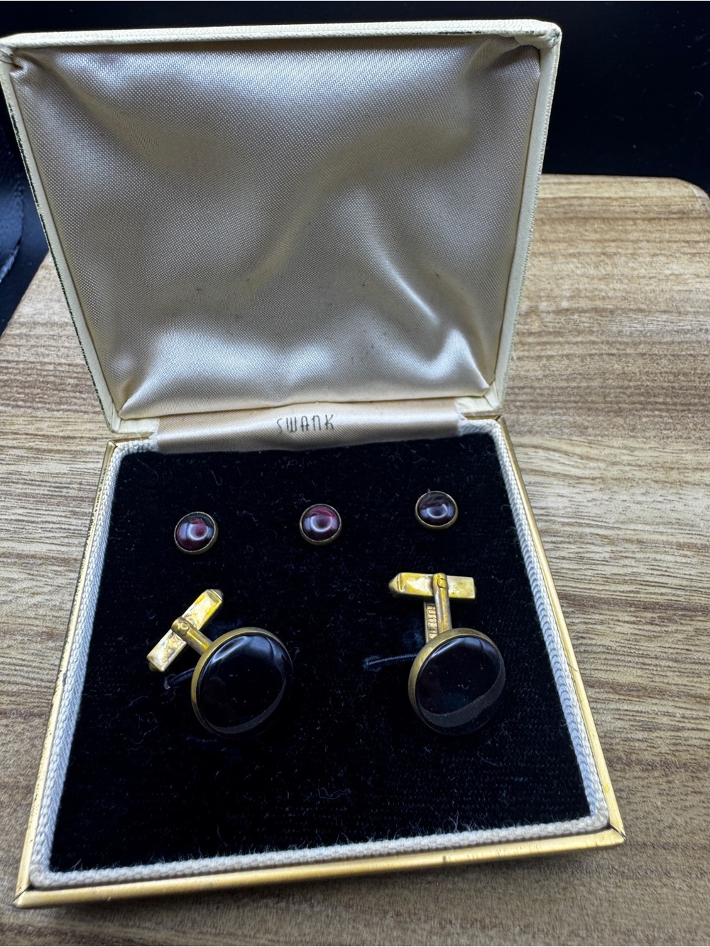 VTG 1950s Swank Tuxedo Set Red Cabochon Cufflinks Studs